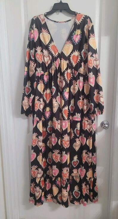 Unbranded/Boutique Dresses & Skirts - NWOT Sacred Heart Graphic Long Sleeve Tiered Maxi Dress Black 3XL Boho.
